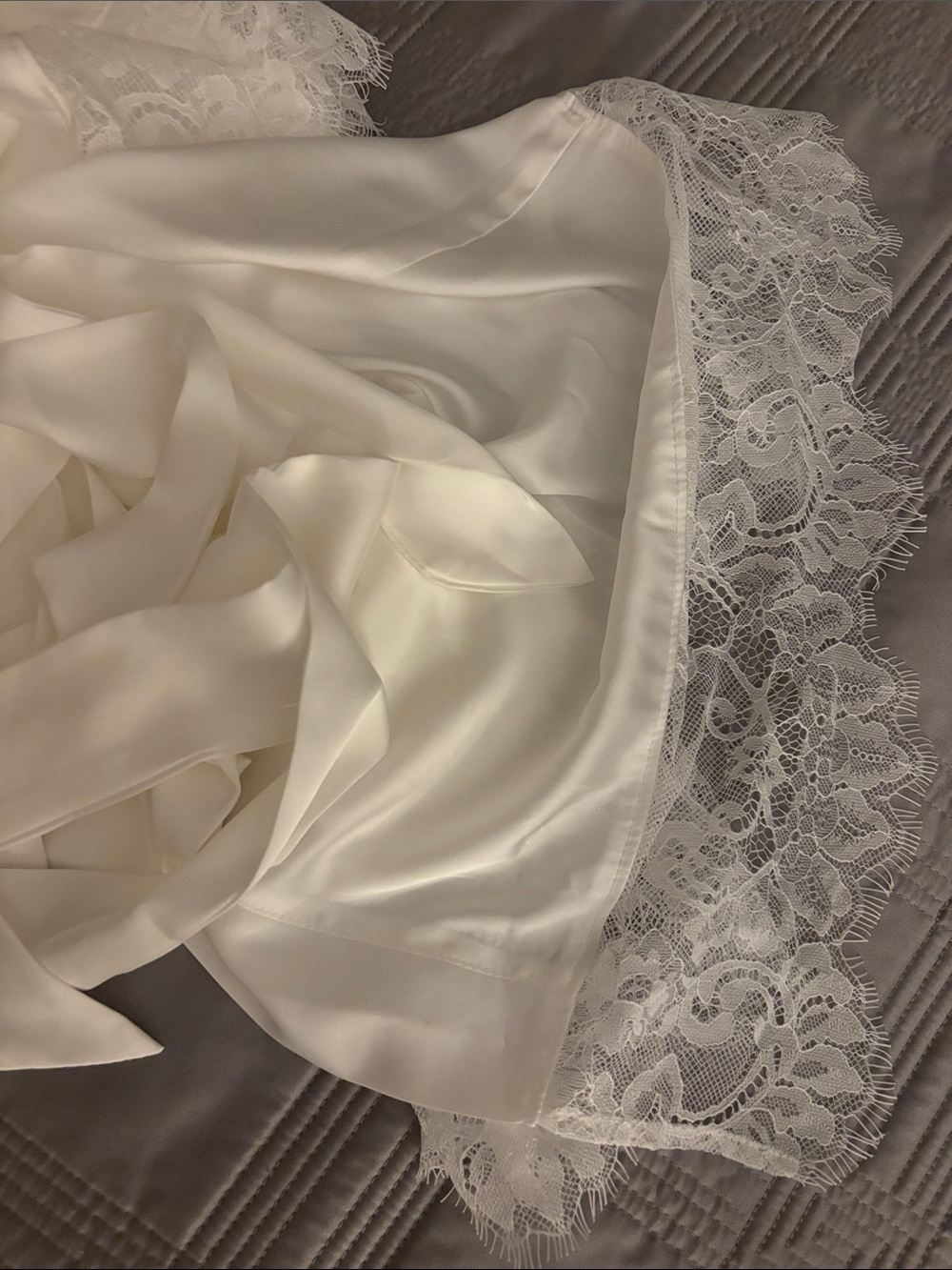 Birdy Grey tie robe Silky Lace-Trim Satin - White